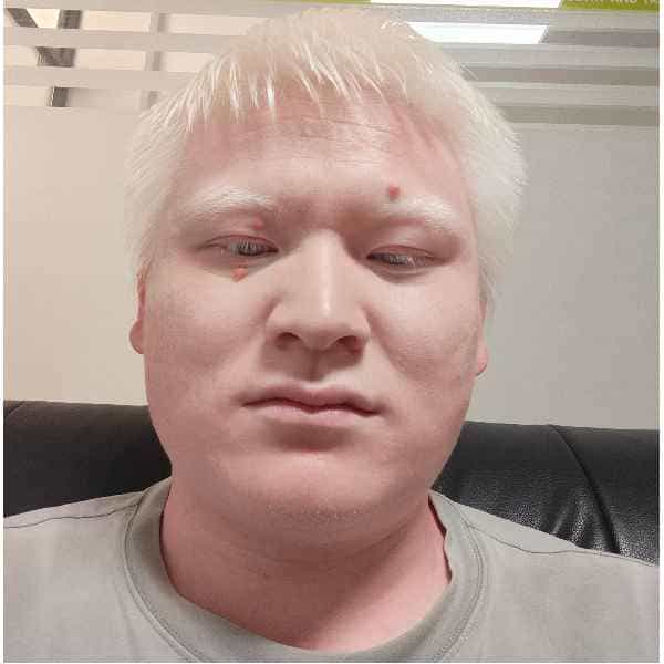 30岁岁安徽单身帅哥 - 日喀则吉缘网