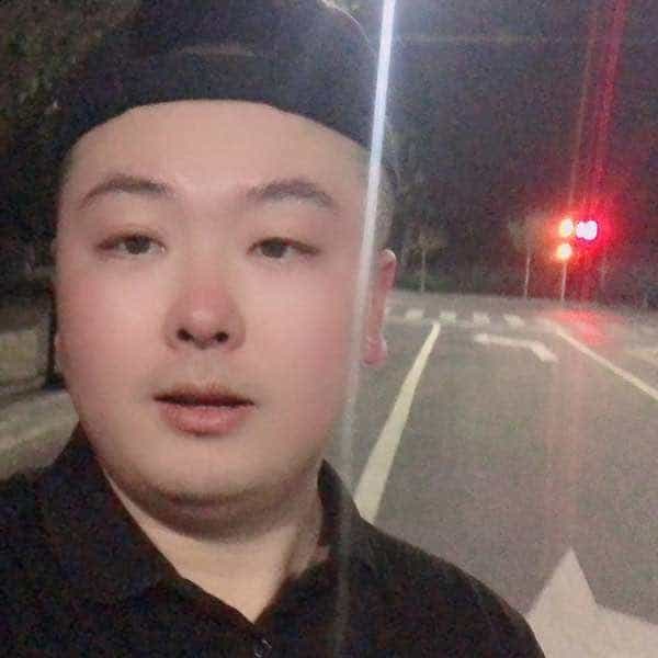 31岁岁辽宁单身帅哥 - 日喀则吉缘网
