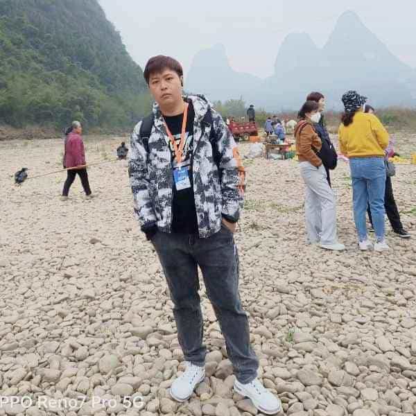35岁岁浙江单身帅哥 - 日喀则吉缘网
