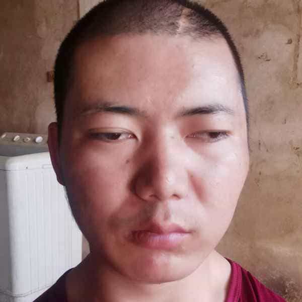 35岁岁云南单身帅哥 - 日喀则吉缘网